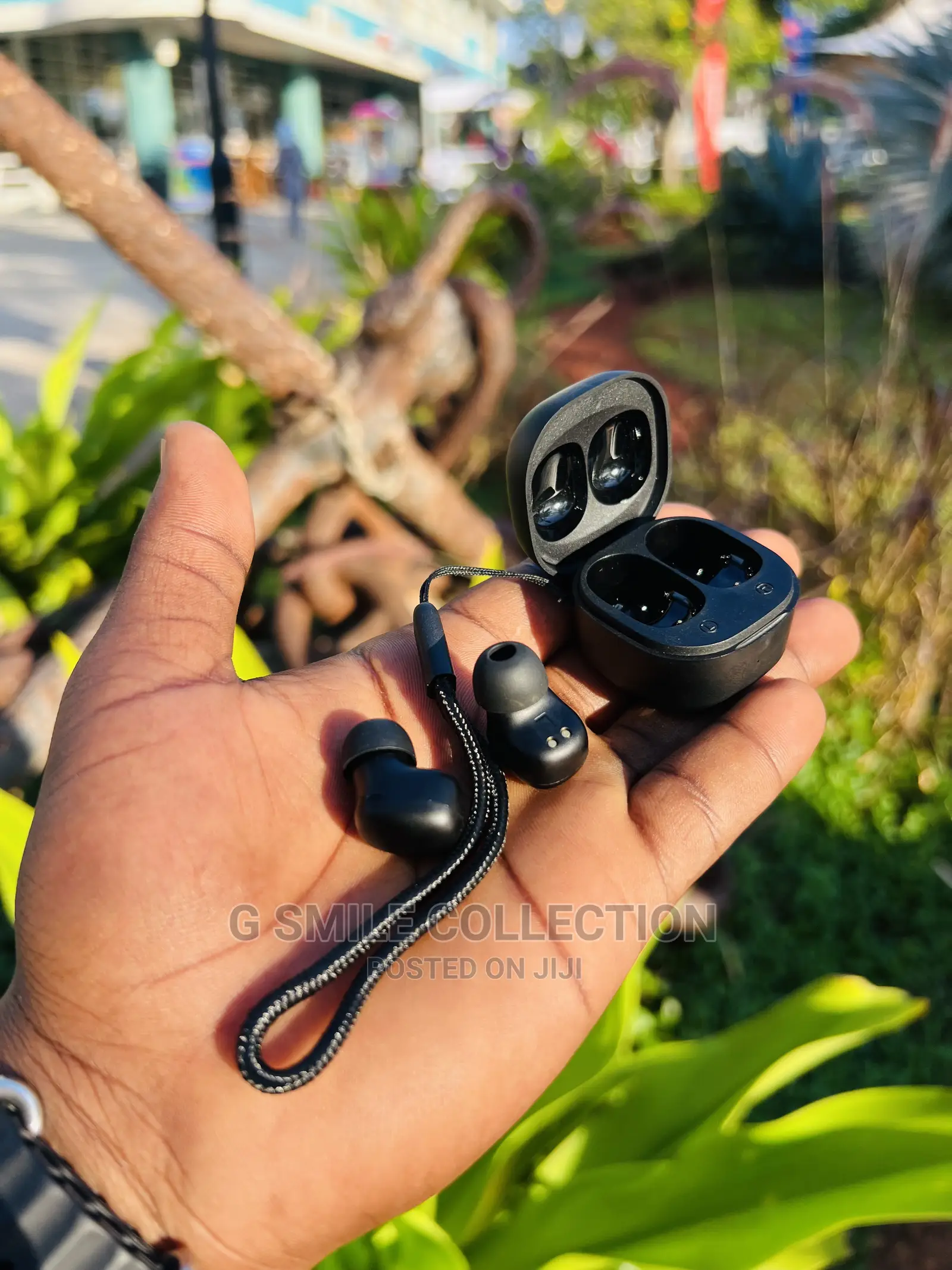 Colored Beans Super-Mini Earbuds