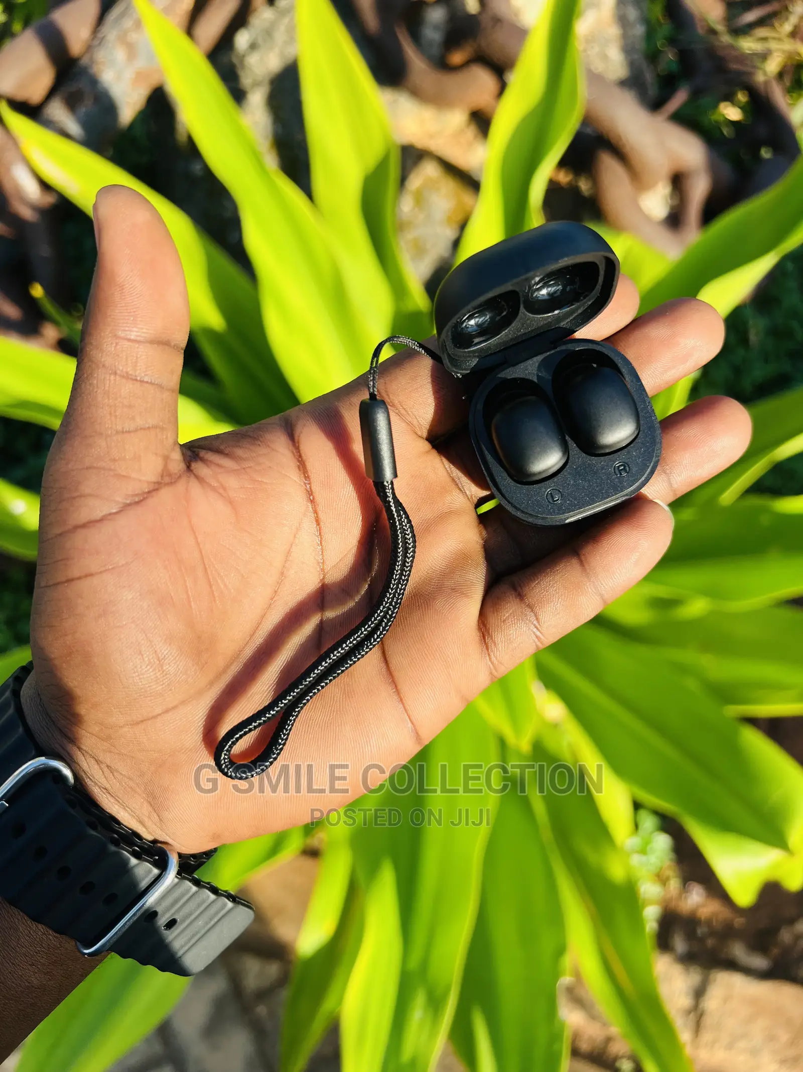 Colored Beans Super-Mini Earbuds