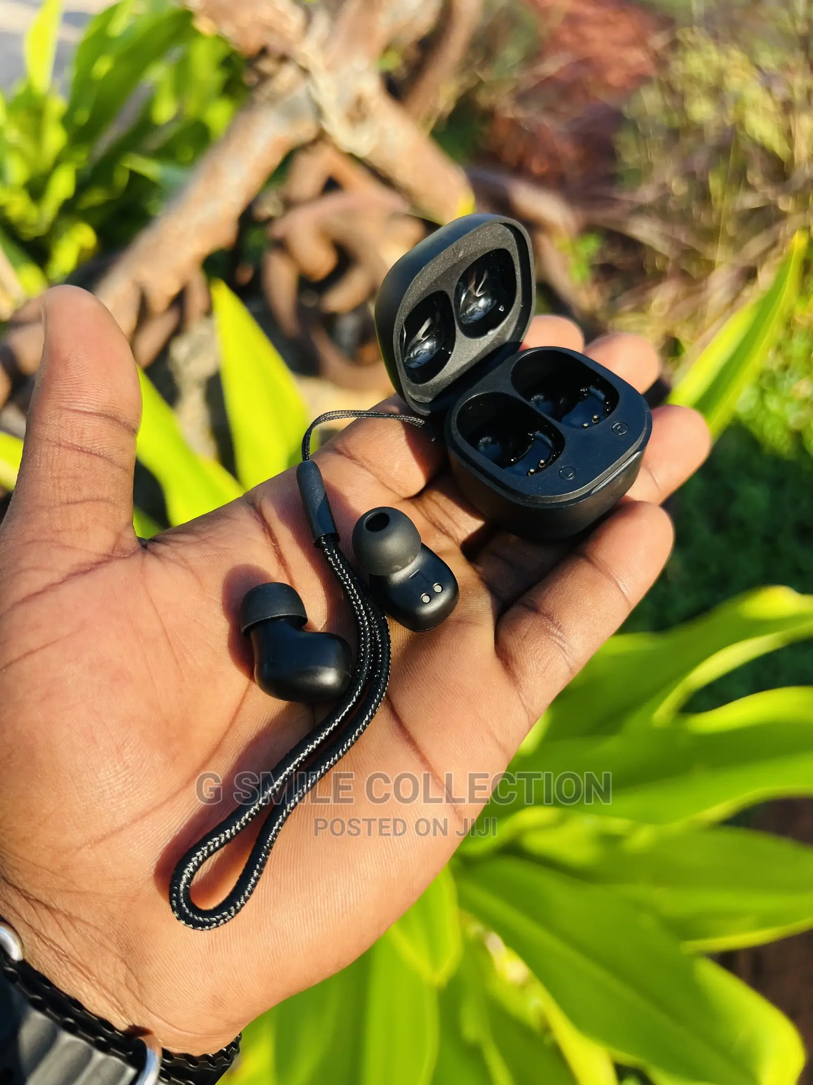 Colored Beans Super-Mini Earbuds