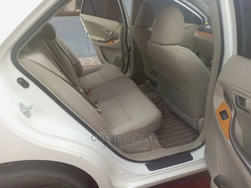 Toyota Premio 1.8 AWD 2007 White