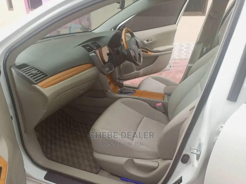 Toyota Premio 1.8 AWD 2007 White