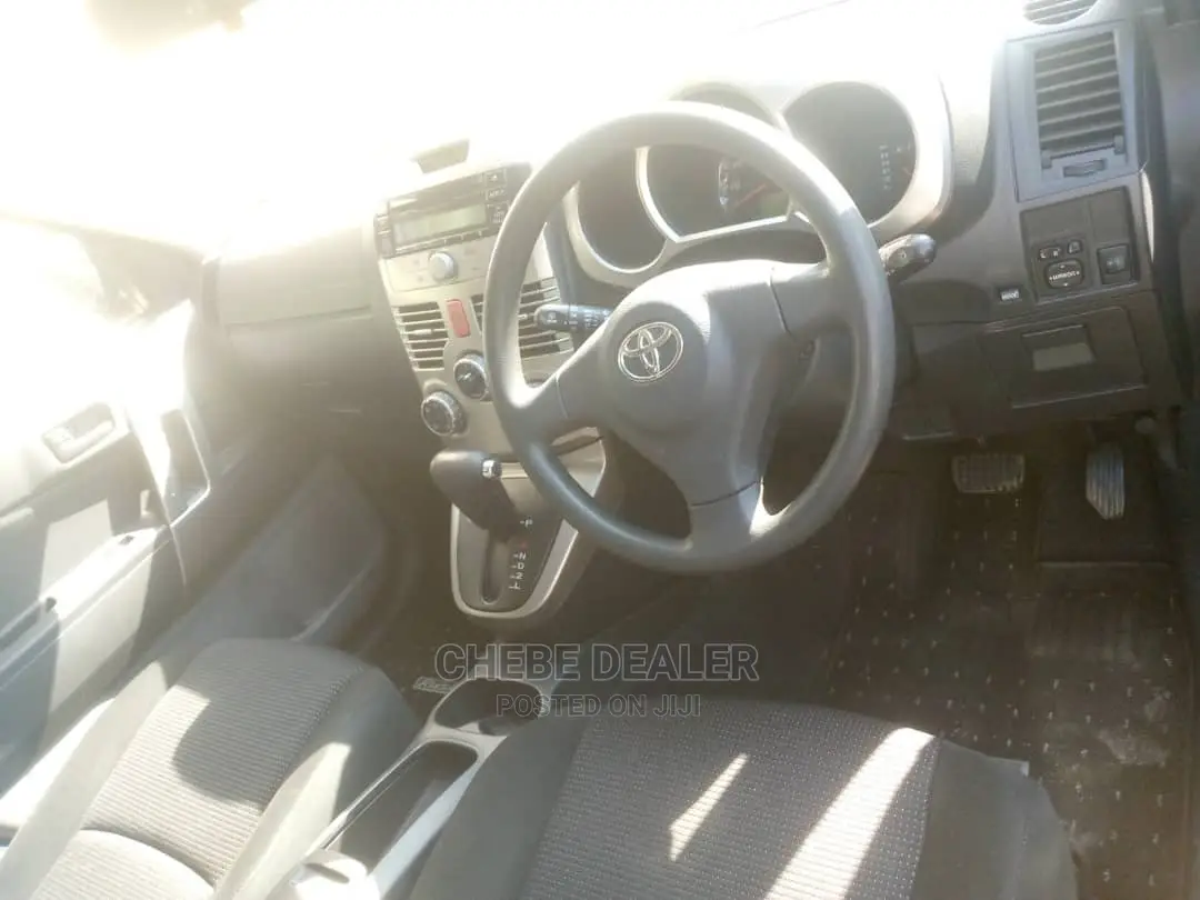 Toyota Rush 1.5 AWD 2009 Black