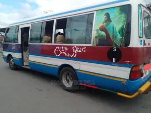 Toyota Coaster 2002 Red