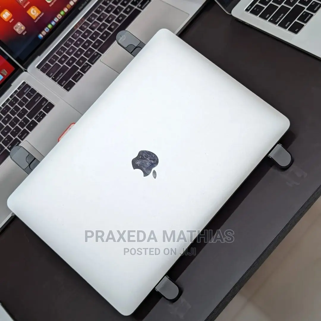 Laptop Apple MacBook Pro 2017 16GB Intel Core I7 SSD 256GB