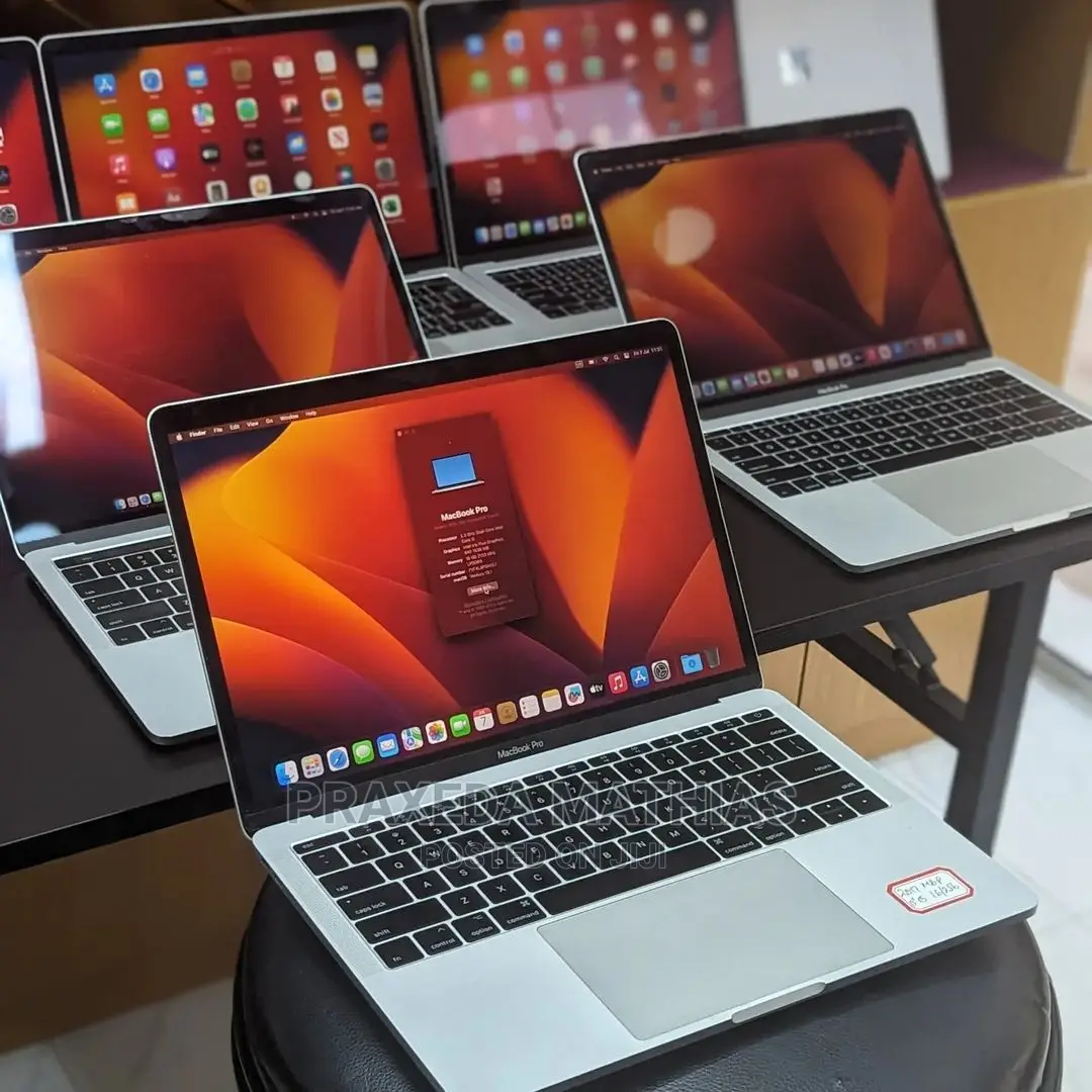 Laptop Apple MacBook Pro 2017 16GB Intel Core I7 SSD 256GB