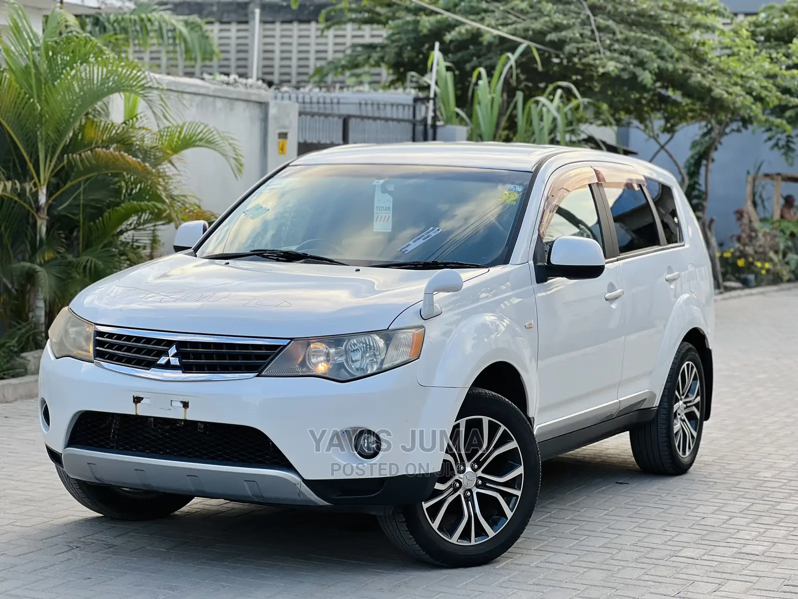 Mitsubishi Outlander 2006 White