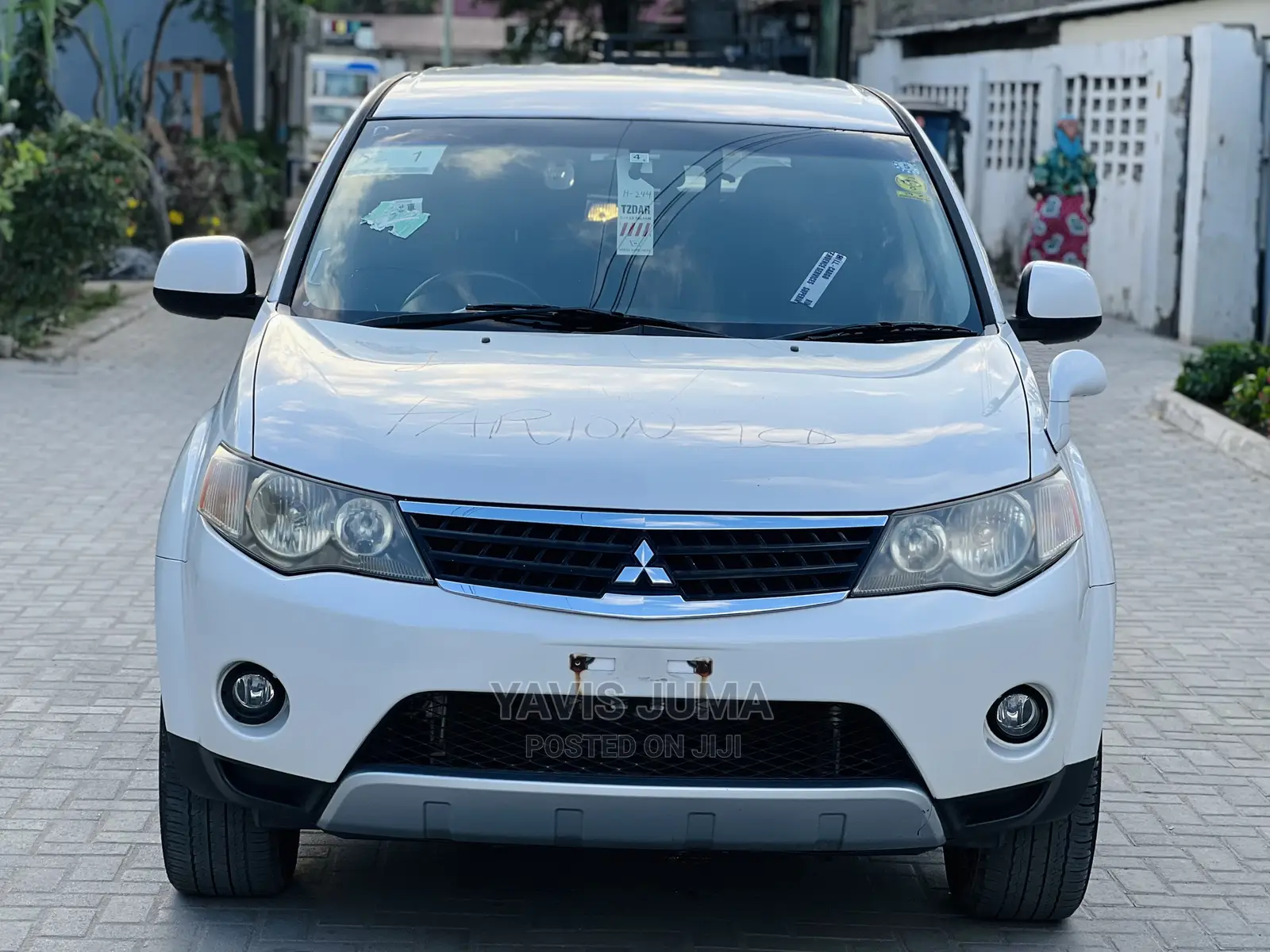 Mitsubishi Outlander 2006 White