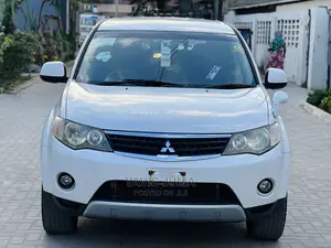 Mitsubishi Outlander 2006 White