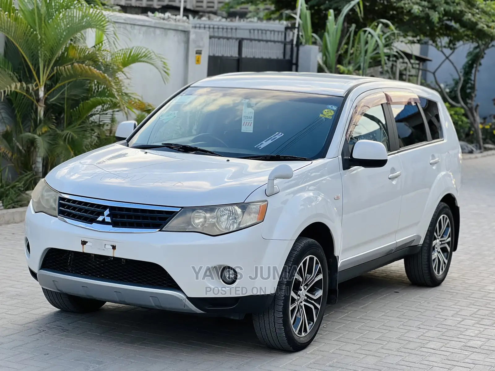 Mitsubishi Outlander 2006 White