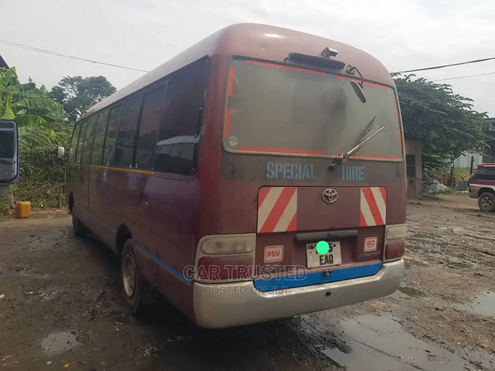 Toyota Coaster 2004 Beige