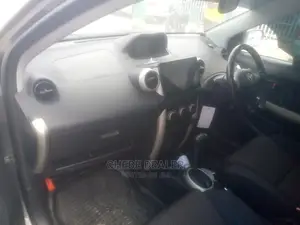 Toyota IST 2005 Gray