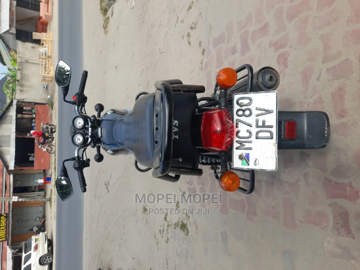 TVS HLX 125 2022 Black