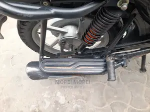 Bajaj Boxer X125 2022 Black