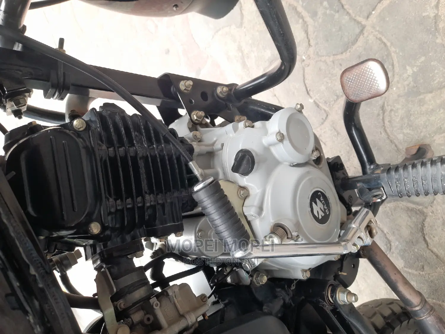 Bajaj Boxer X125 2022 Black