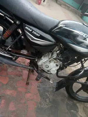 Bajaj Boxer 150 UG 2021 Black