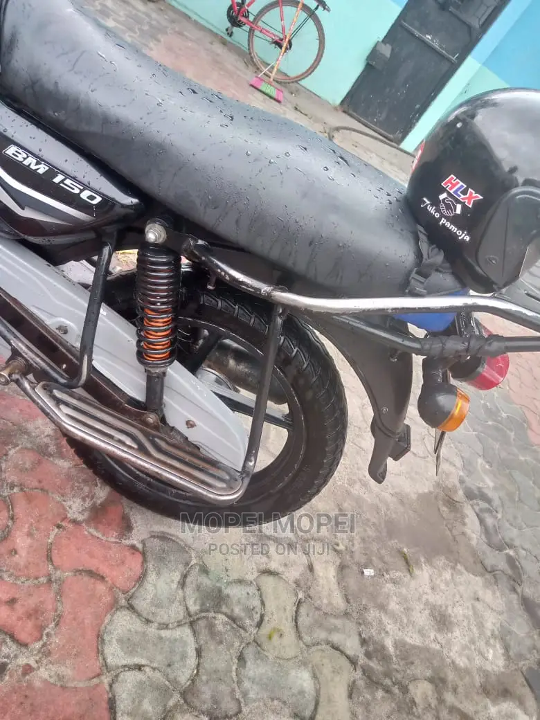 Bajaj Boxer 150 UG 2021 Black