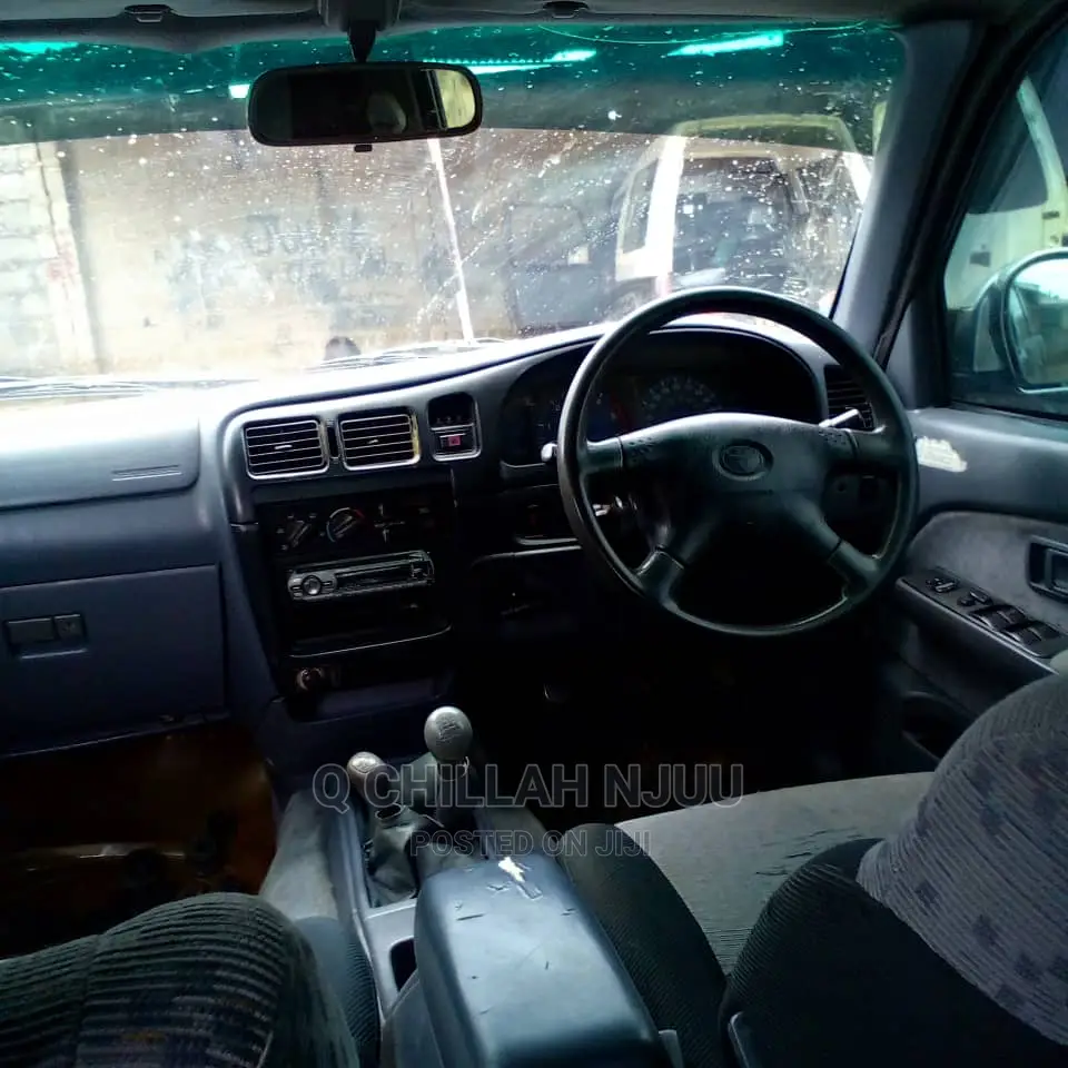 Mercedes-Benz W123 1981 Beige