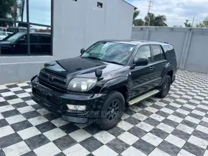 Toyota Hilux Surf 2.7 SSR 2004 Black