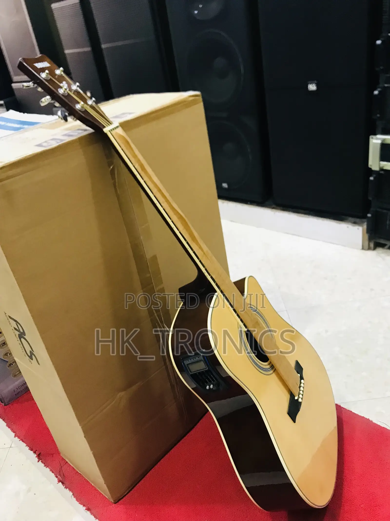 Yamaha Electric Acoustics Guitar