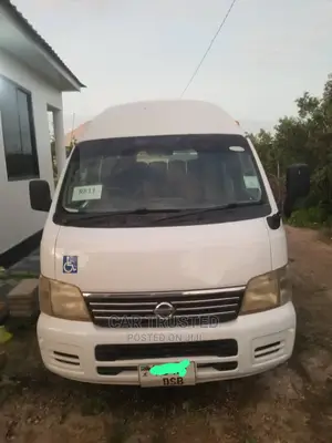 Nissan Caravan (Urvan) 2004 White
