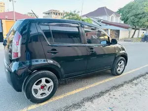 Toyota Passo 1.0 FWD 2005 Black