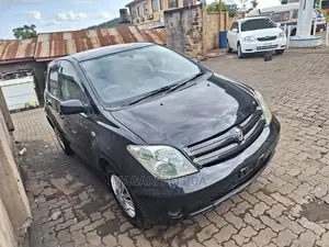 Toyota IST 2005 Black