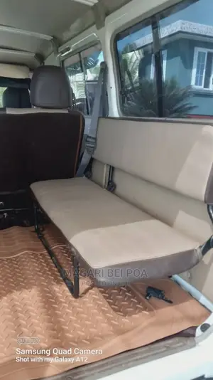 Toyota Land Cruiser 2005 White