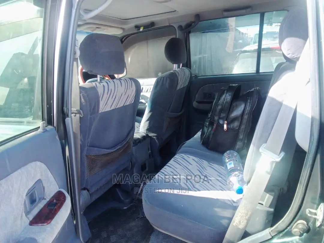 Toyota Land Cruiser Prado 2005 Green