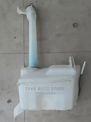 Toyota Harrier Old Model,Windshield Washer Reservoir Tank.