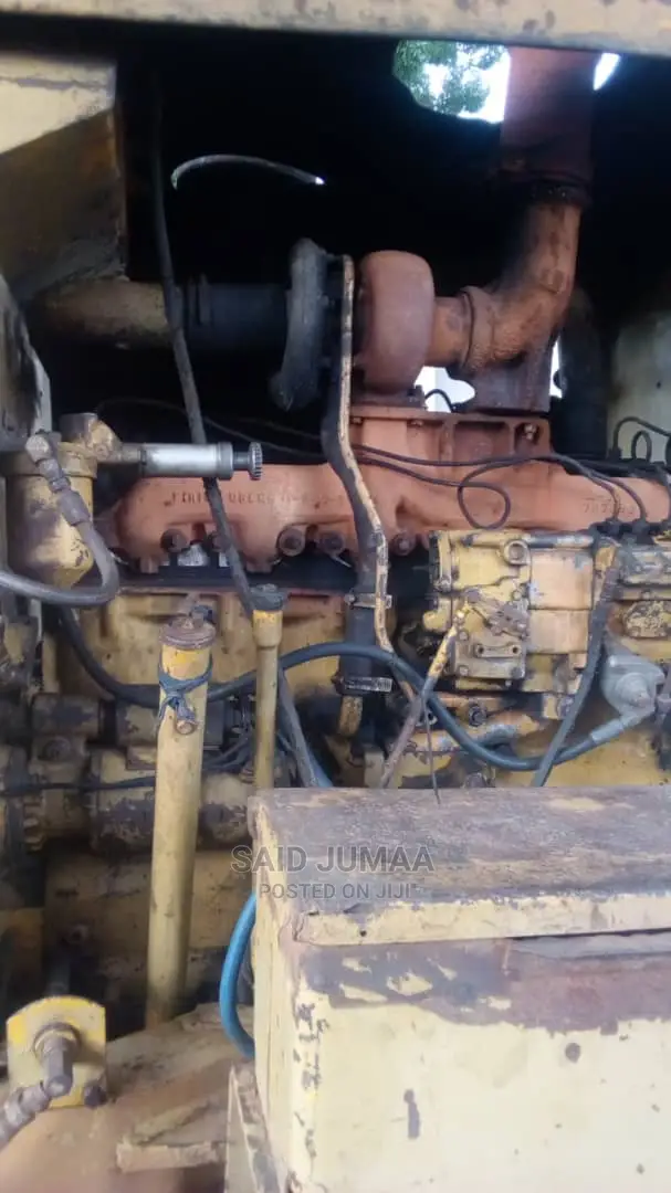 Catapila Grader
