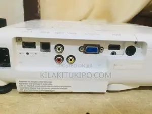 EPSON Projector Eb: X05 Clean Condition
