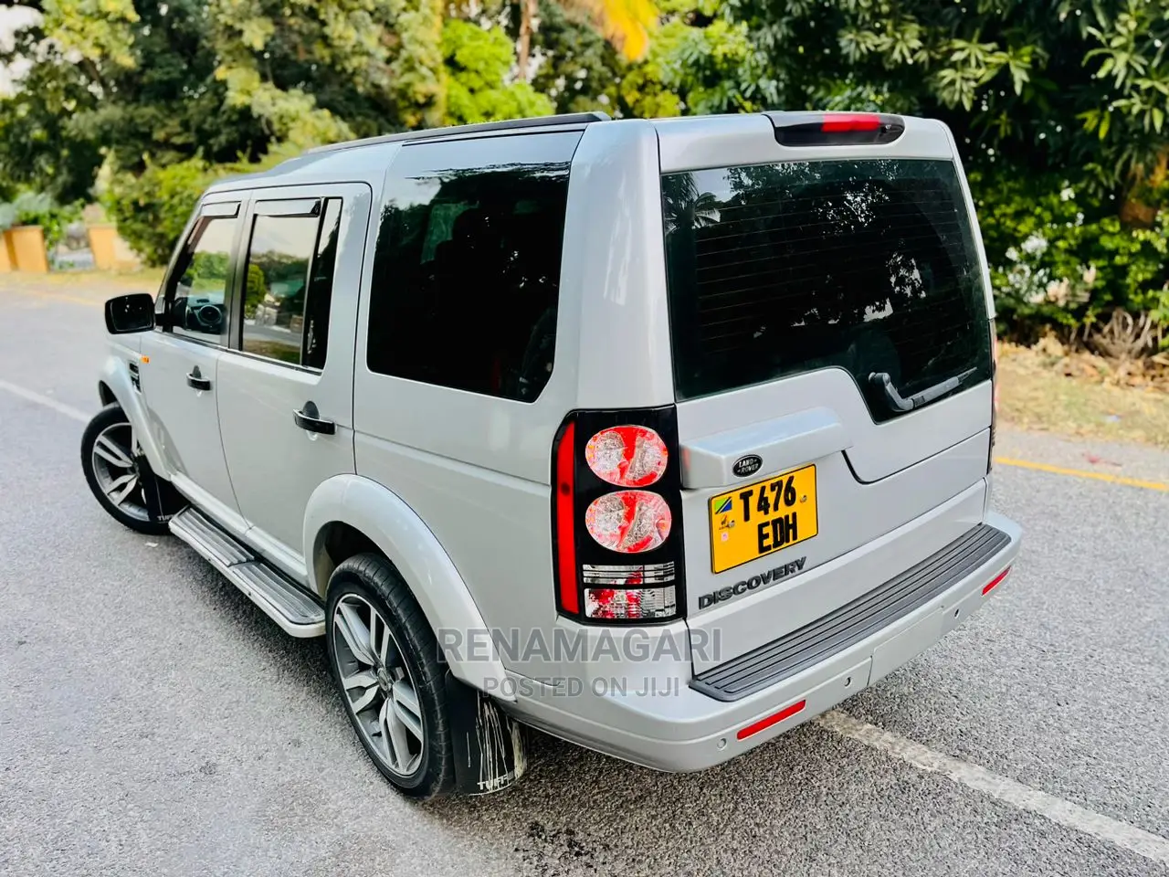 Land Rover Discovery 2012 Silver