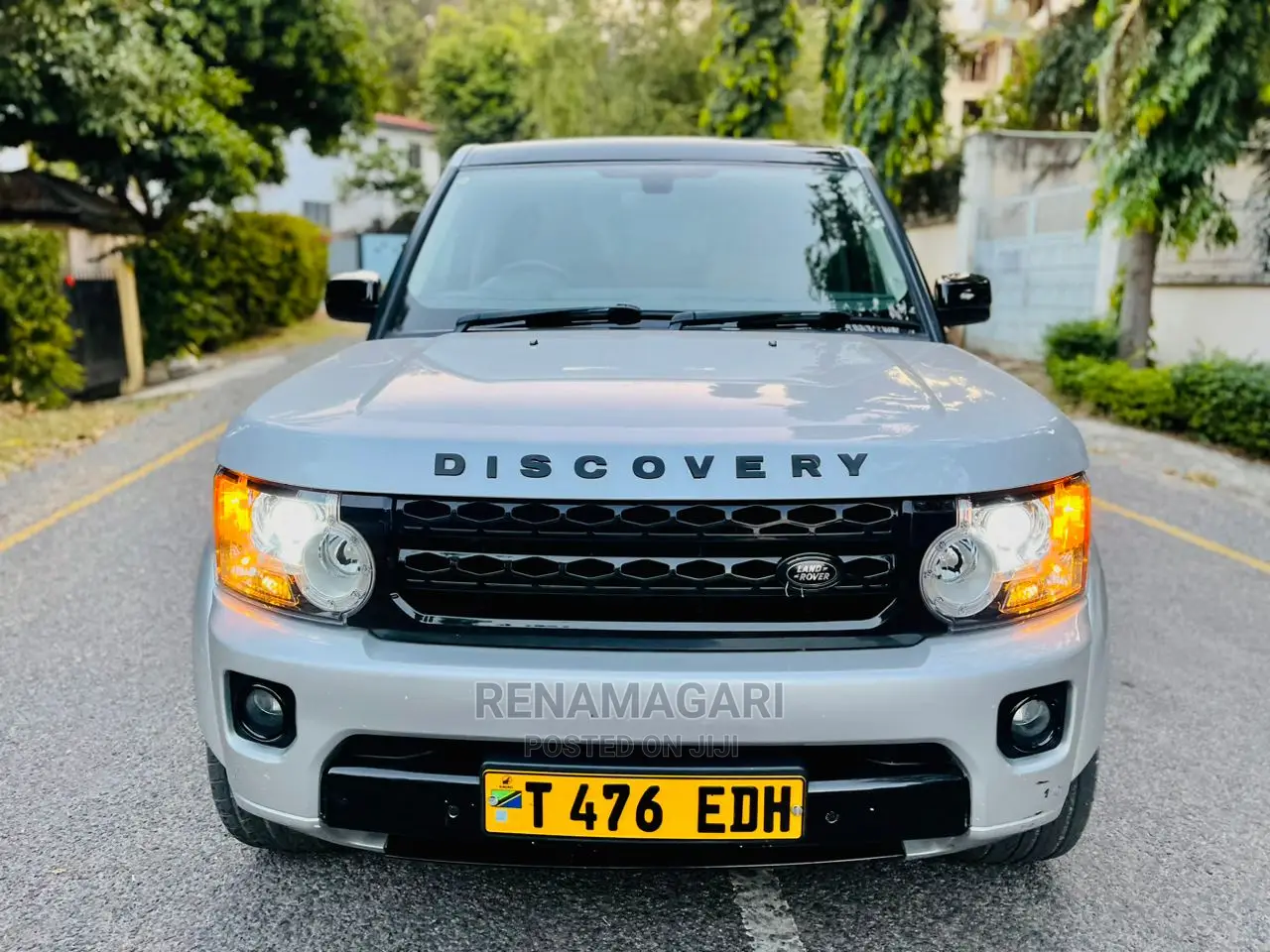 Land Rover Discovery 2012 Silver