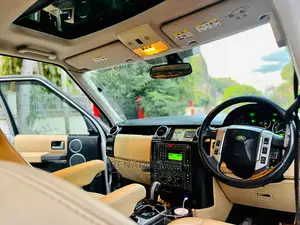 Land Rover Discovery 2012 Silver