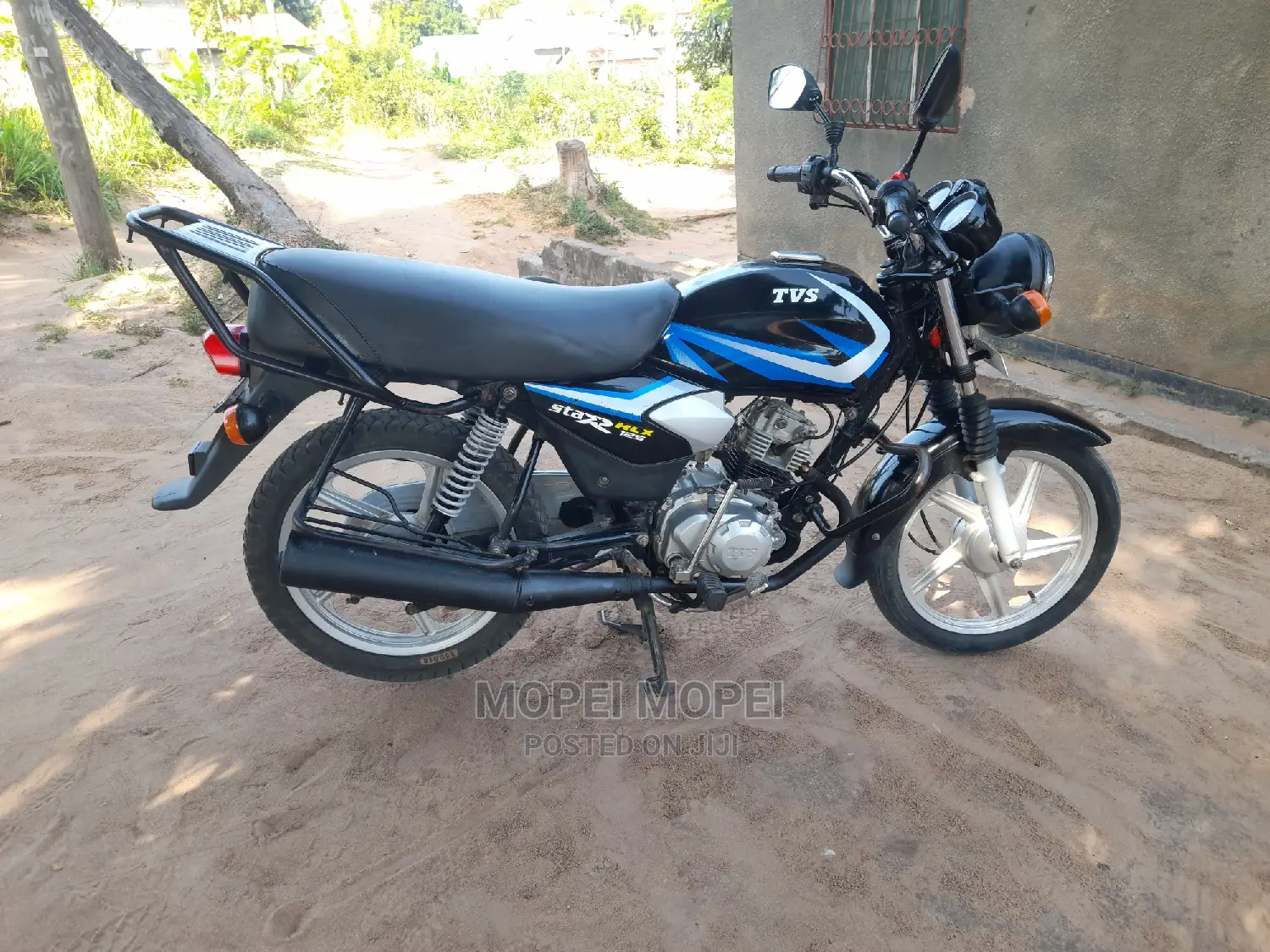 TVS HLX 125 2022 Black