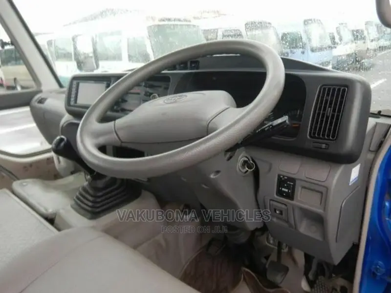 Toyota Coaster 2008 Blue