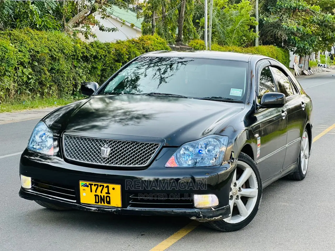 Toyota Crown 2004 Black