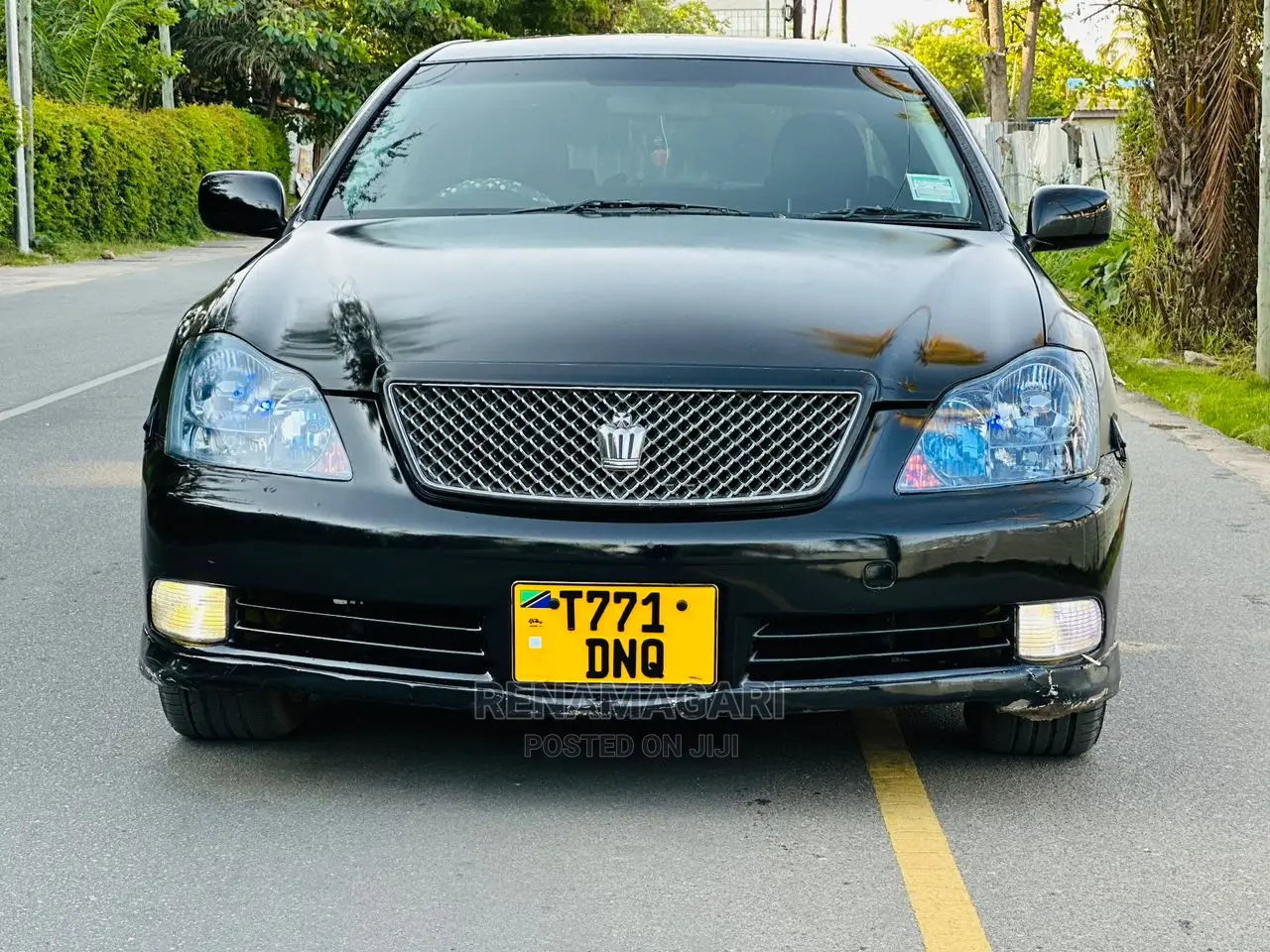 Toyota Crown 2004 Black
