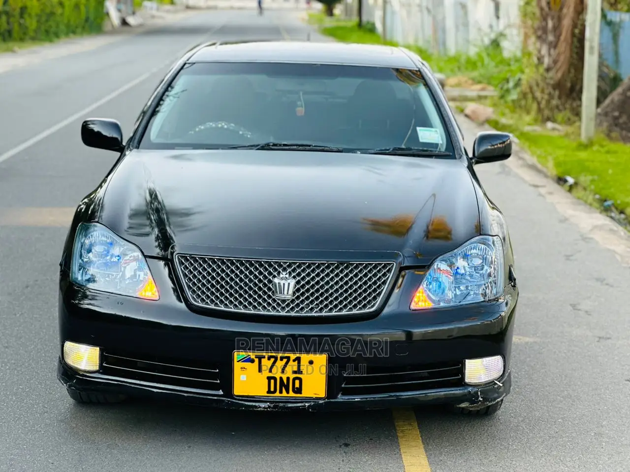 Toyota Crown 2004 Black