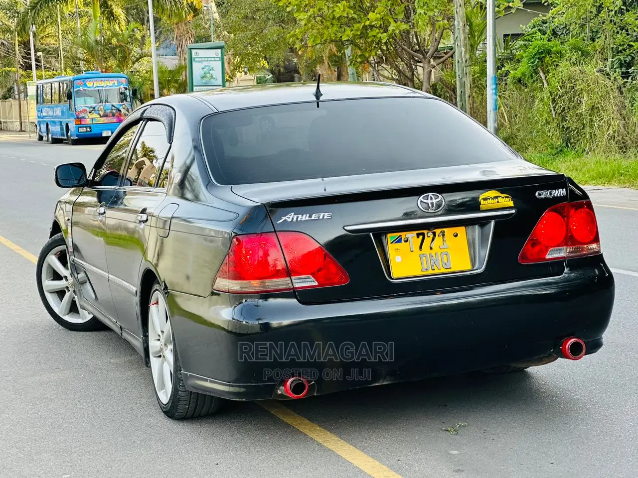 Toyota Crown 2004 Black