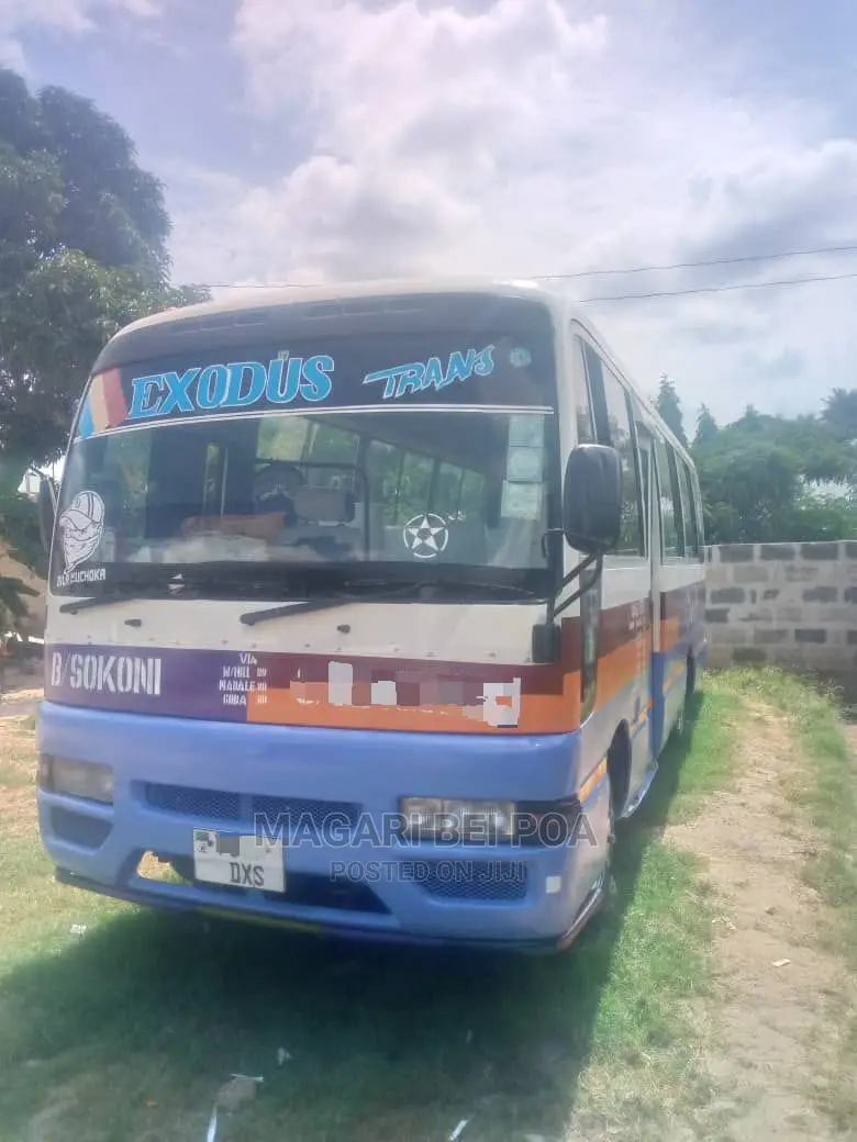 Nissan Civilian 2002 Blue