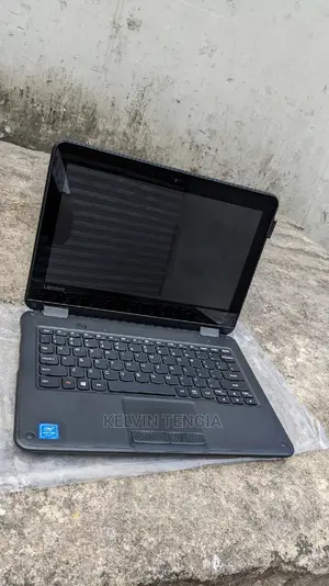 Laptop Lenovo 300e 4GB Intel SSD 128GB