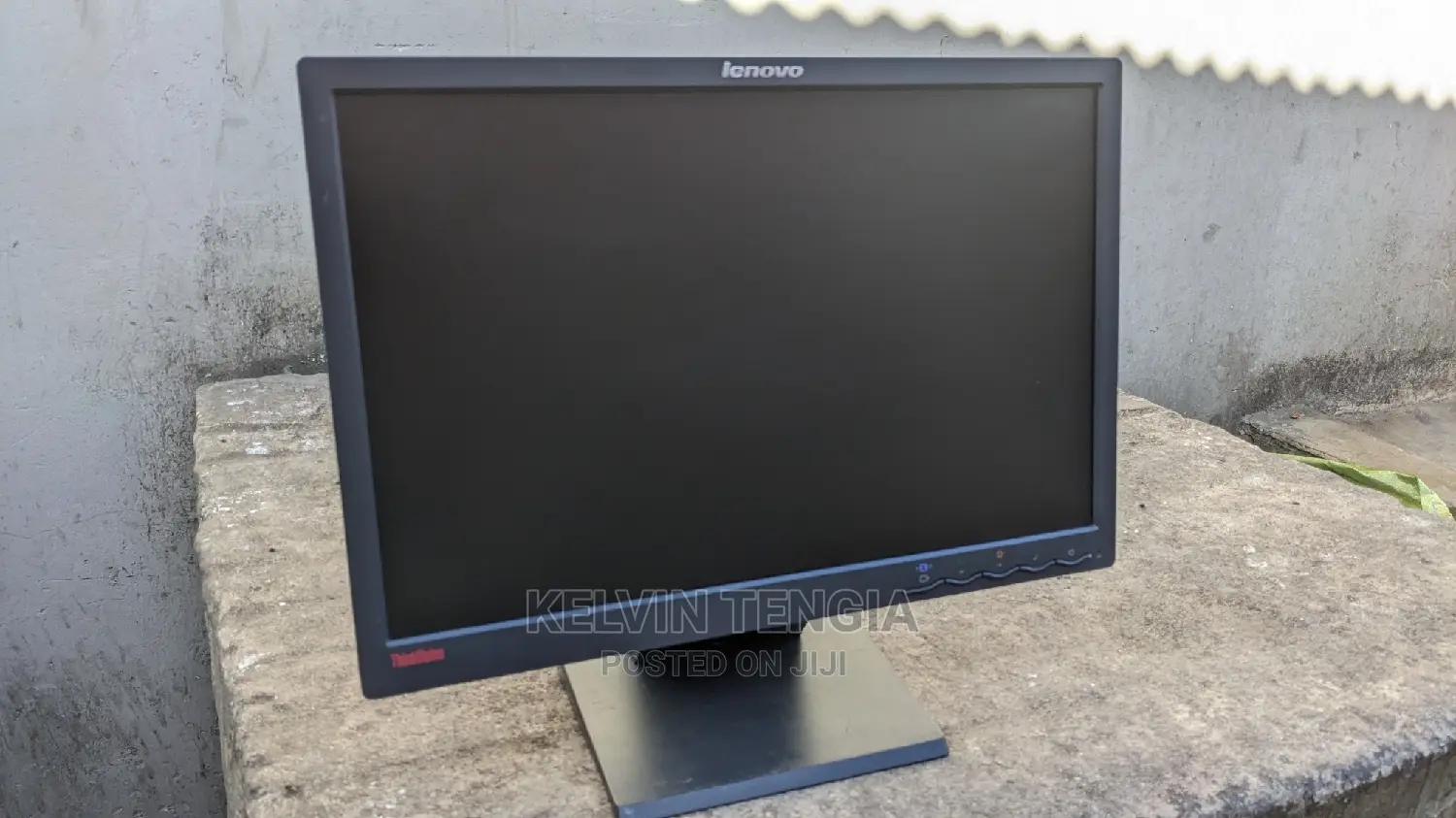 Lenovo 19" Wide Screen,