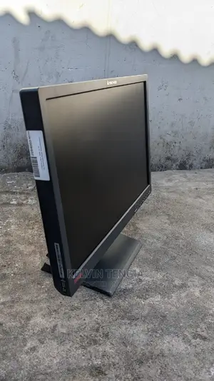 Lenovo 19" Wide Screen,