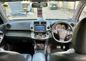 Toyota Vanguard 2012 Black