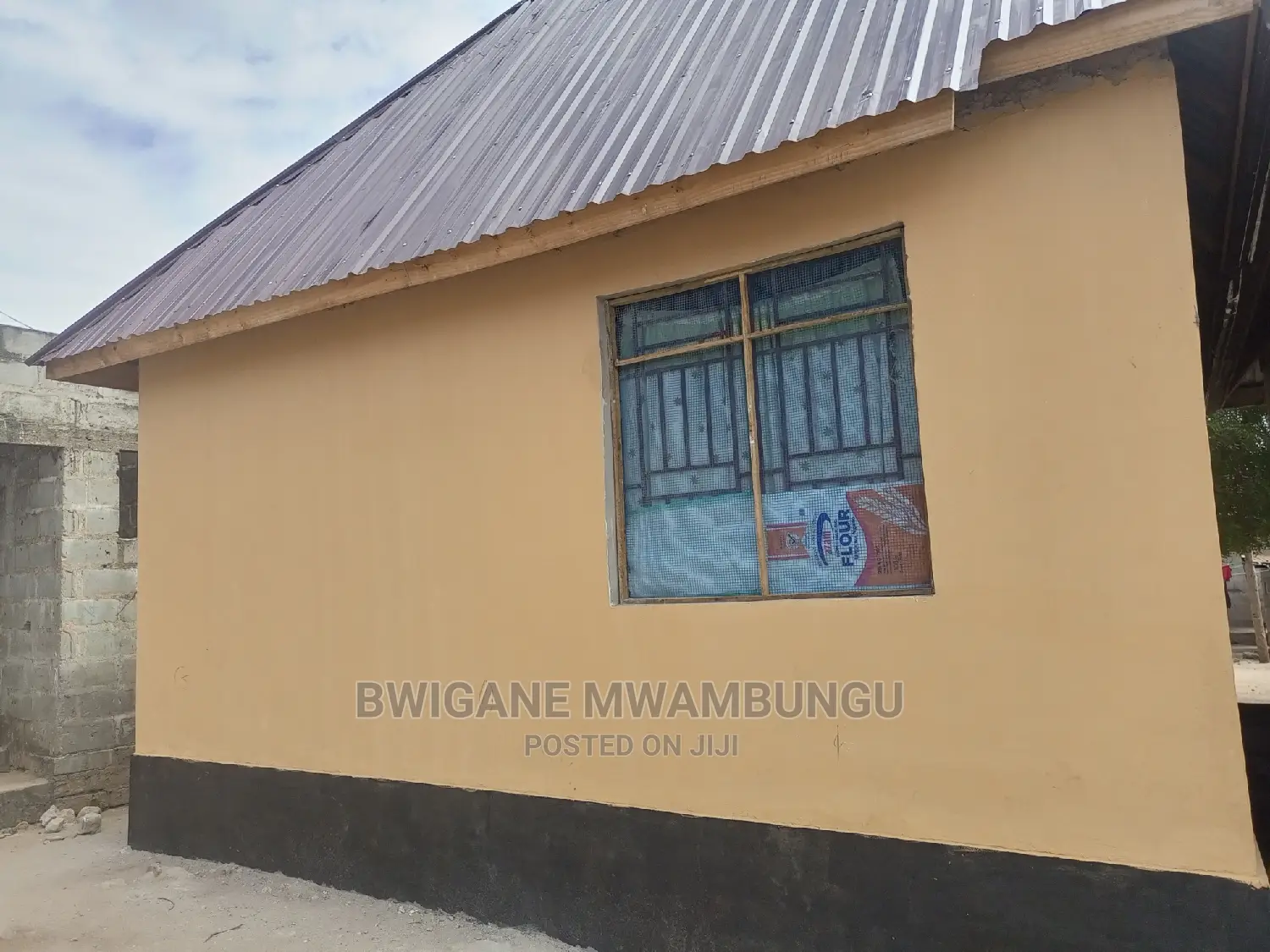 Furnished 3bdrm Apartment in Mwambungu Broker, Mbagala for sale