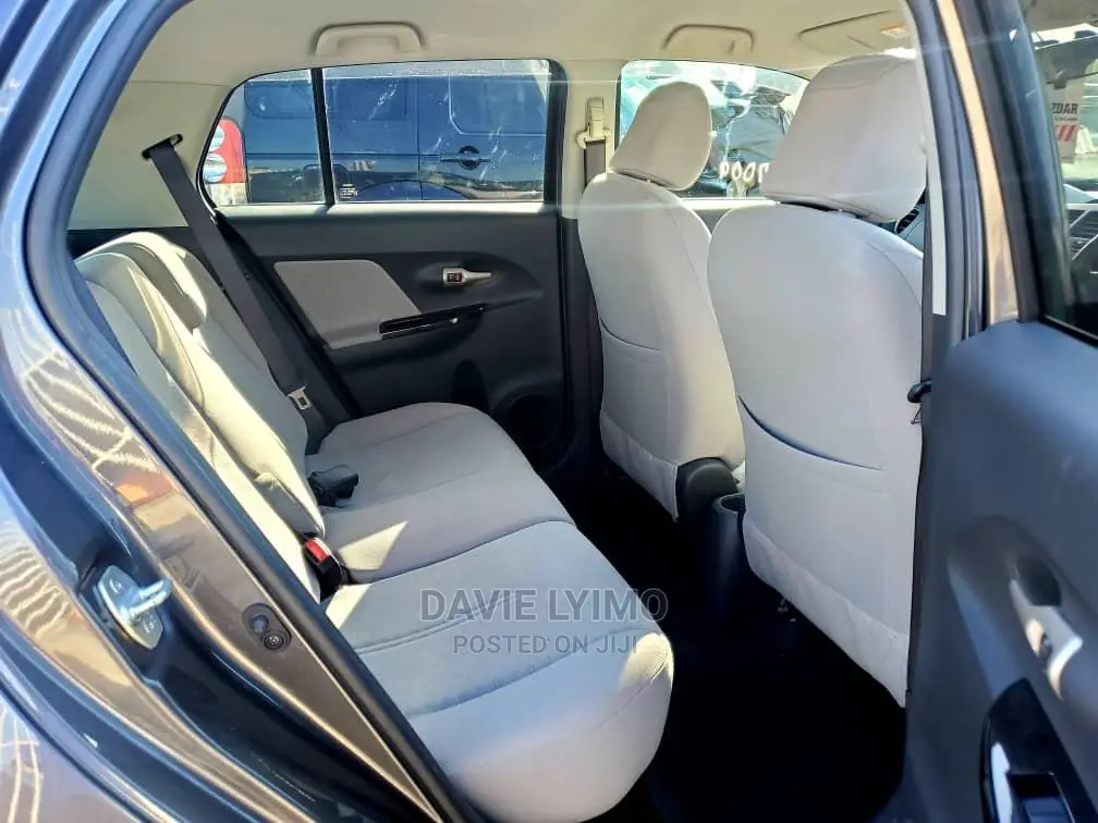 Toyota IST 2008 Gray