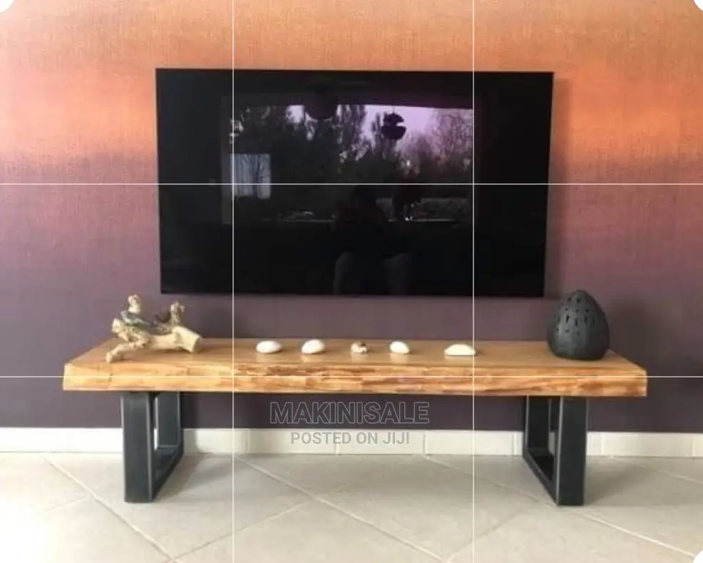 Meza Ya TV (Stand Ya Tv)
