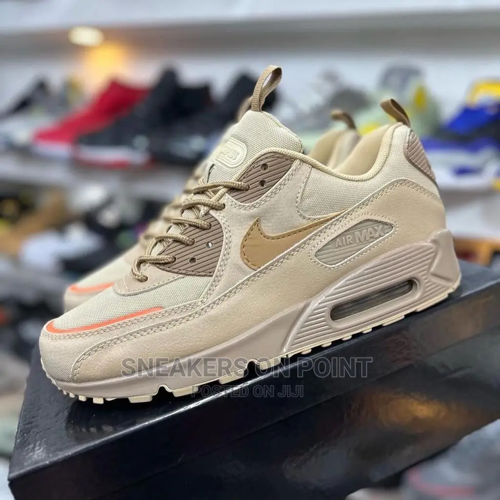 Restocked Nike Airmax