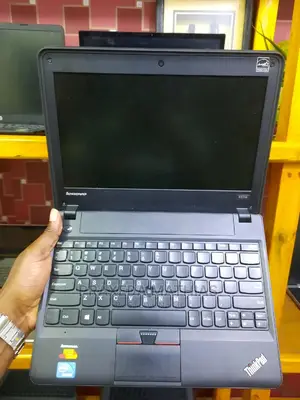 Laptop Lenovo ThinkPad X131e 4GB Intel Core 2 Duo HDD 320GB